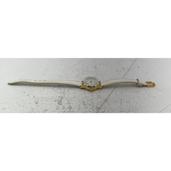 Vintage DE LUXE Islands Express Ladies Wristwatch W/ White Band Works - Picture 5 of 8